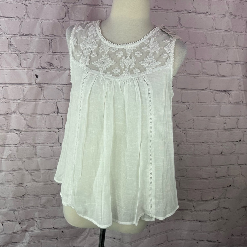 NWT Style & Co. White Lace Detail sleeveless Blouse sz XS flowy lightweight
